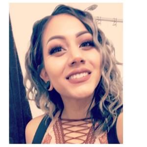 Meet your Posher, Ena